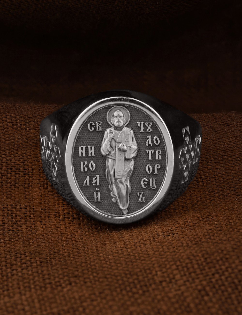 Кольцо из белого золота 585 пробы