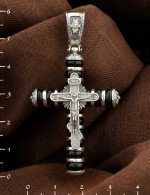 Крест из серебра 925 пробы с ониксом