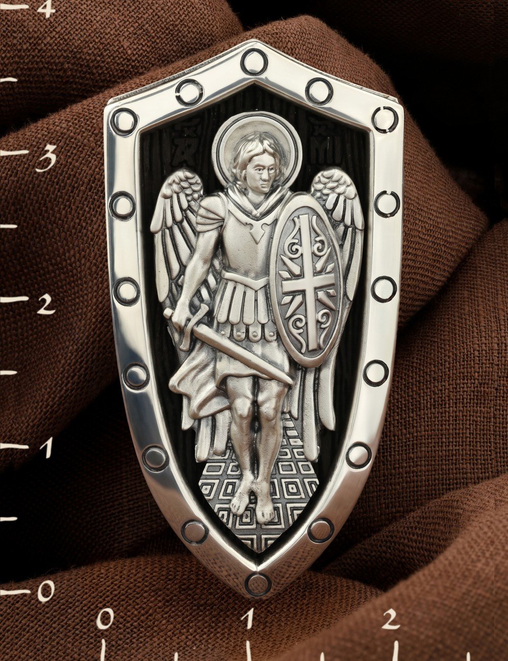 Образок из серебра 925 пробы с эбеновое дерево