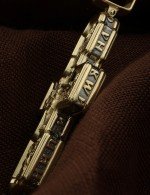 Крест из лимонного золота 585 пробы с ониксом