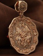 Образок из золота 585 пробы с эмалью, жемчугом, кораллом и перламутром
