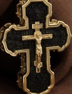 Крест из лимонного золота 585 пробы с эбеновым деревом
