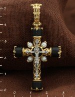 Крест из лимонного золота 585 пробы с жемчугом и ониксом
