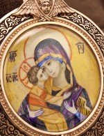 Образок из золота 585 пробы с эмалью и иконописью