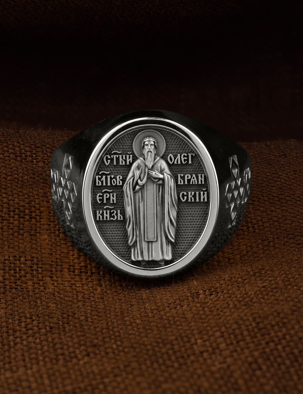 Кольцо из белого золота 585 пробы
