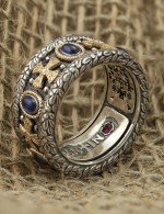 Кольцо из серебра 925 пробы и золота 750 пробы с бриллиантами, сапфиром и рубином