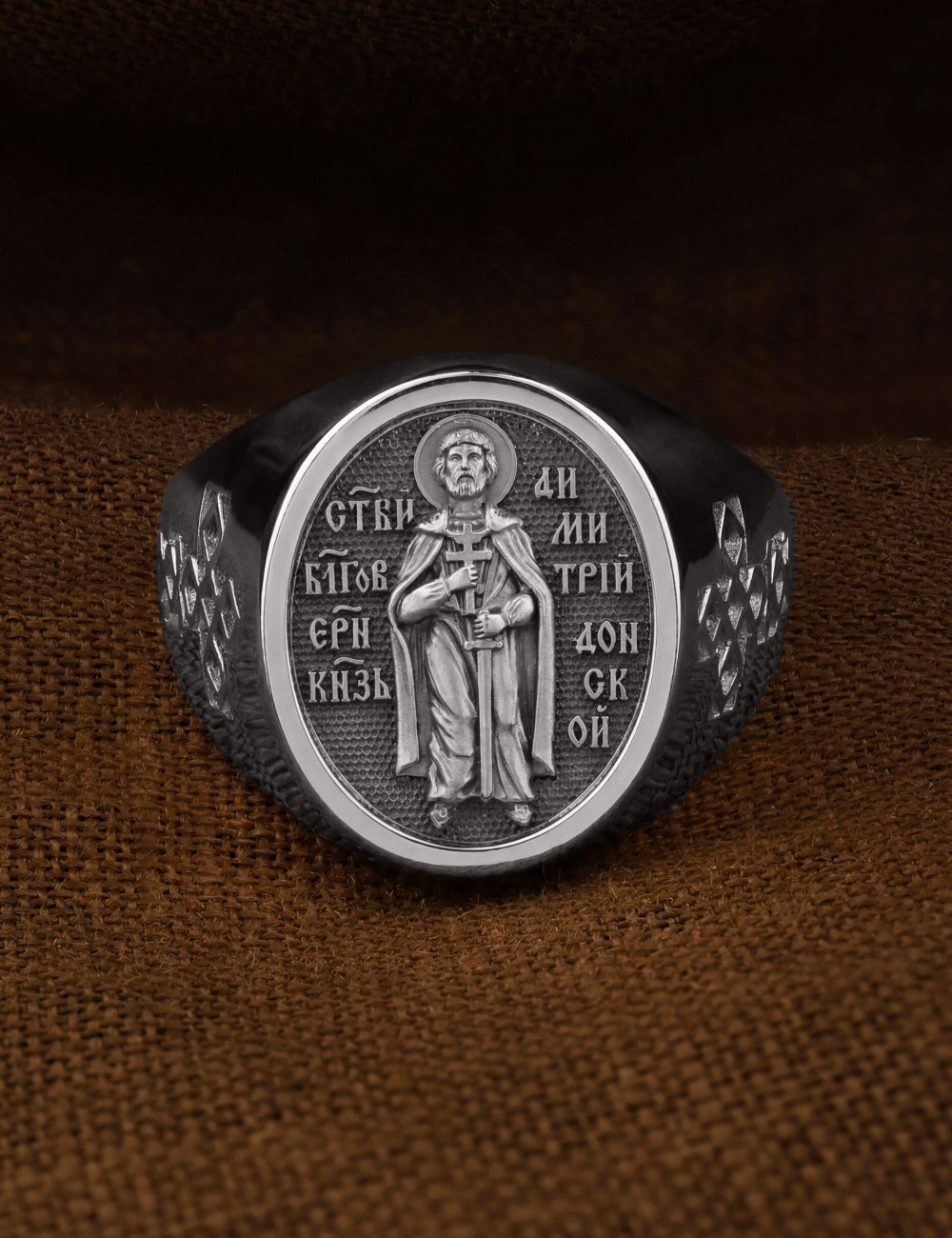 Кольцо из белого золота 585 пробы