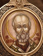 Образок из золота 585 пробы с эмалью и иконописью
