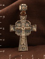 Крест из золота 585 пробы