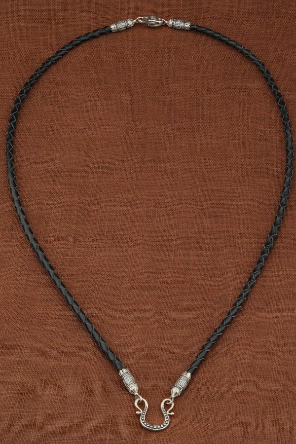 Гайтан кожаный с золотом 585 пробы
