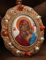 Образок из золота 585 пробы с эмалью, жемчугом, кораллом и перламутром