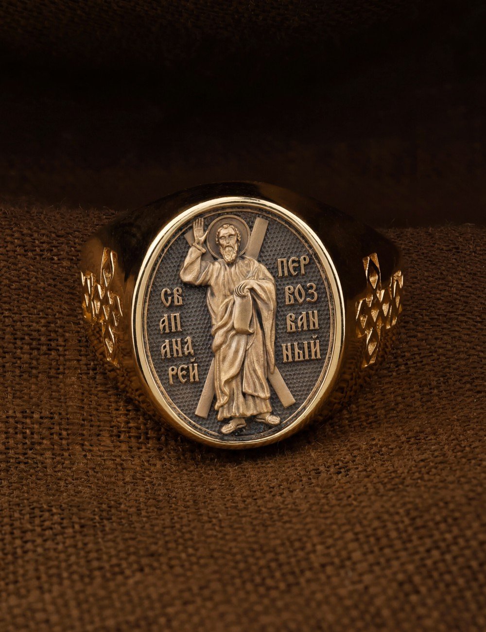 Кольцо из золота 585 пробы