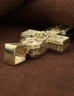 Крест из лимонного золота 585 пробы
