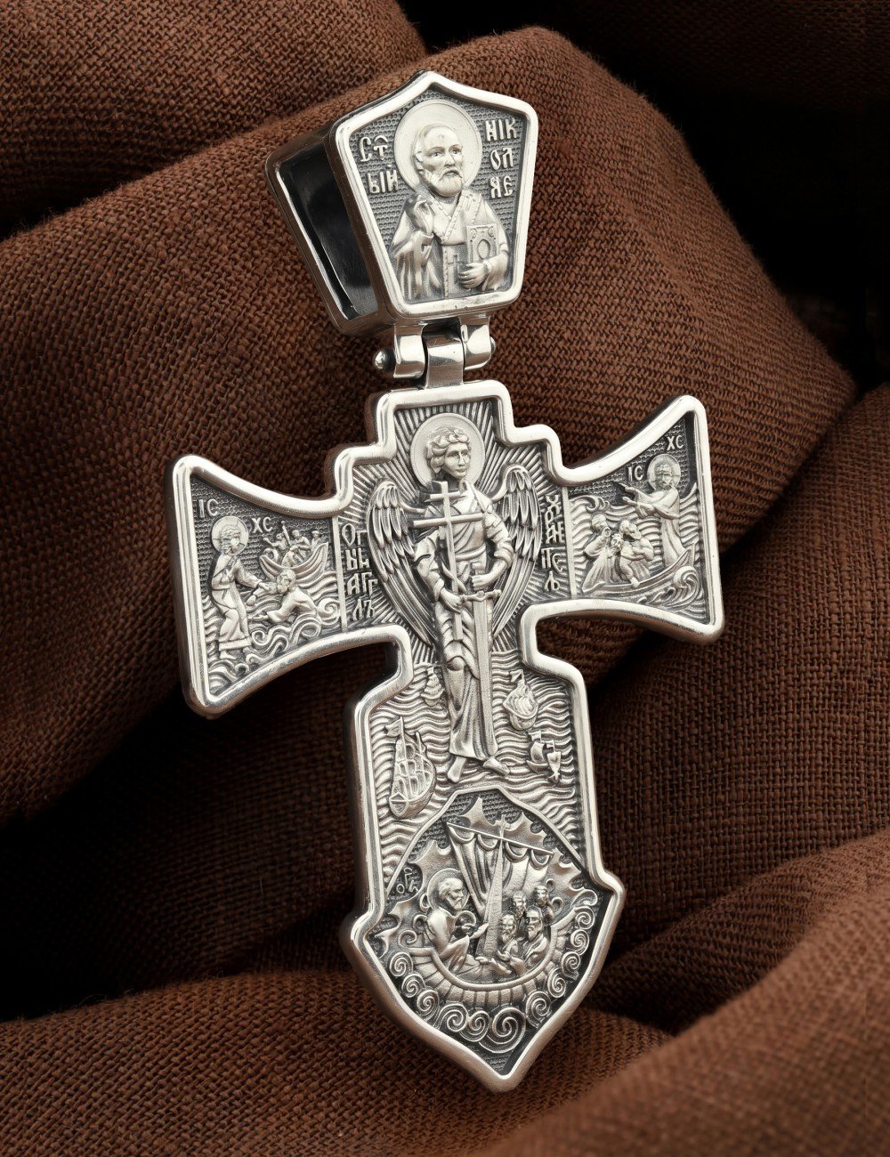 Крест из серебра 925 пробы