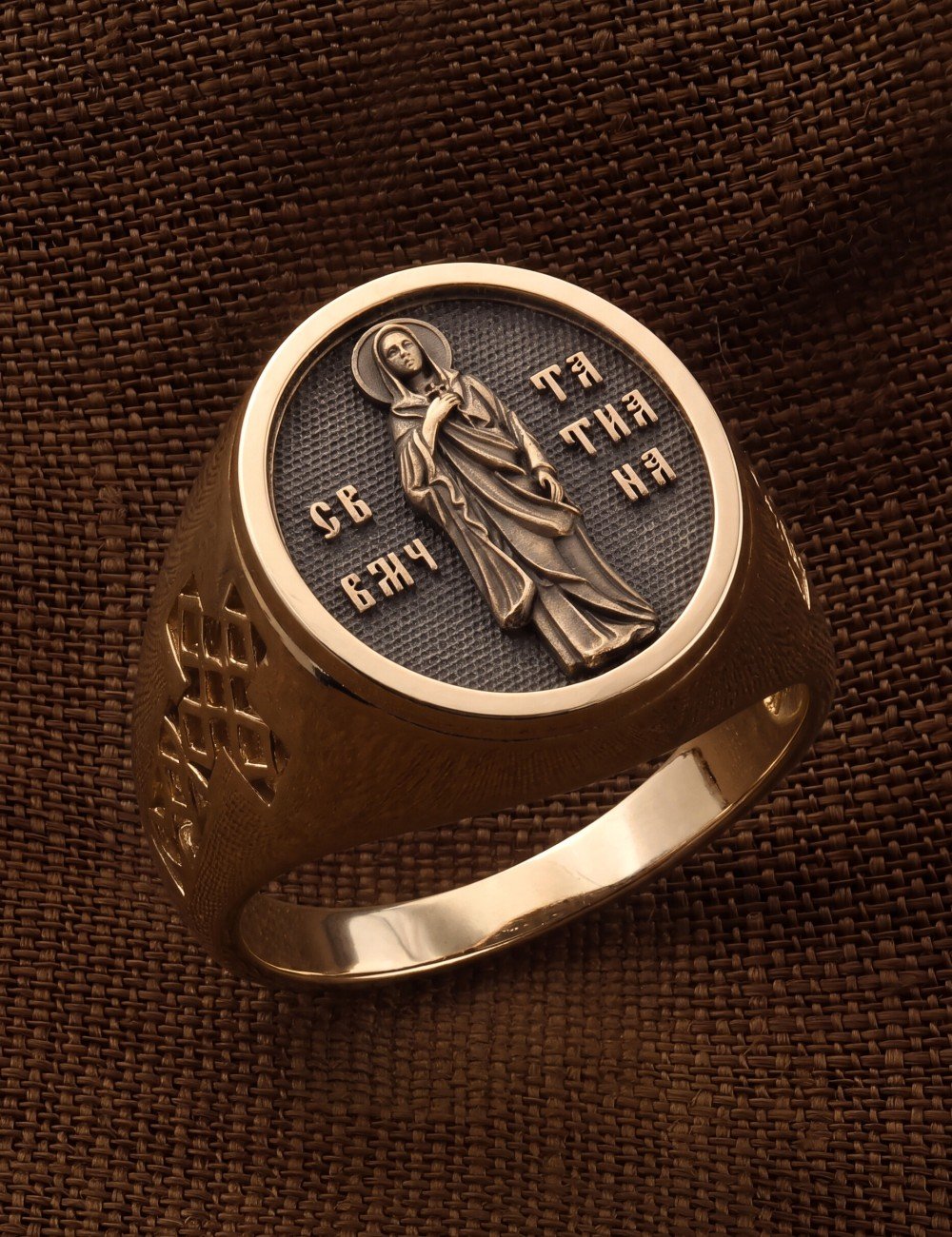 Кольцо из золота 585 пробы