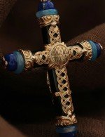 Крест из золота 585 пробы с ониксом, агатом и лазуритом