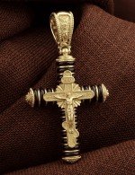 Крест из лимонного золота 585 пробы с ониксом